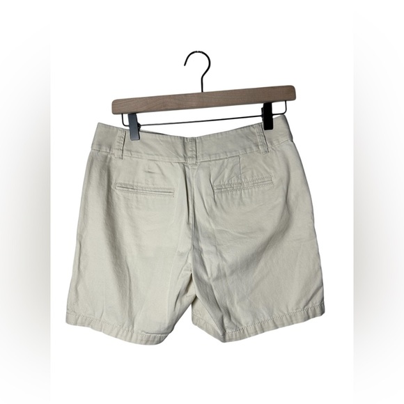 LOFT Outlet Women’s 6” Khaki Chino Shorts Size 0 Beige Casual Summer - Picture 3 of 6